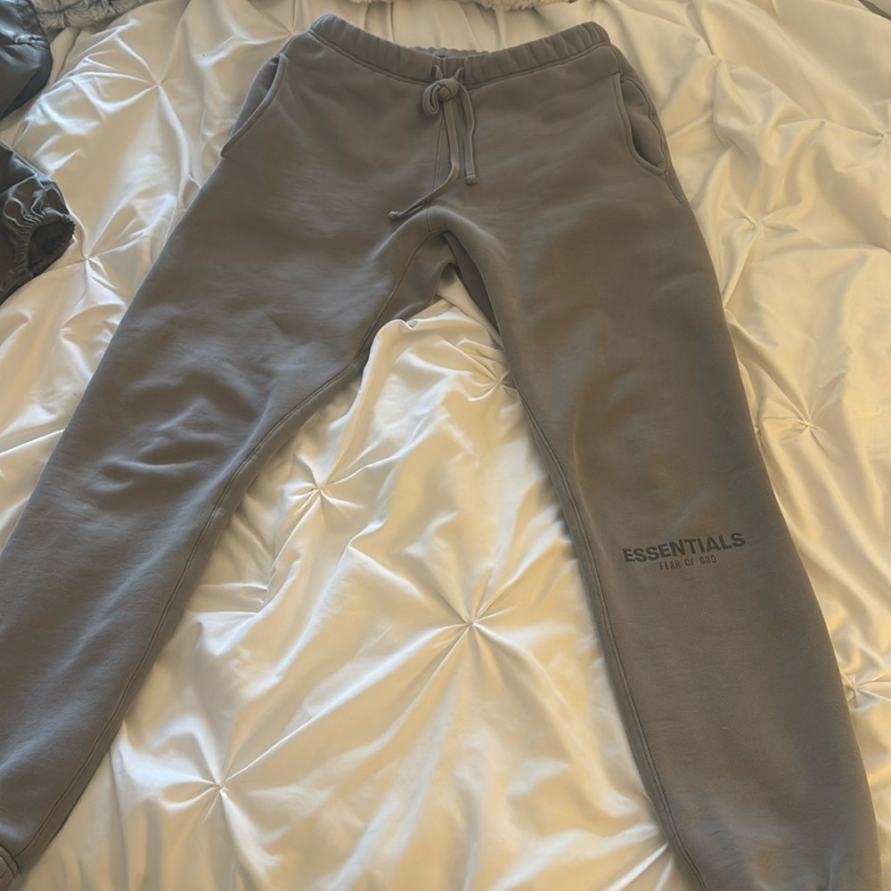 Fear of god essentials sweatpants